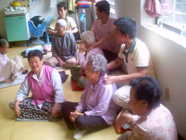 센터 이미지
