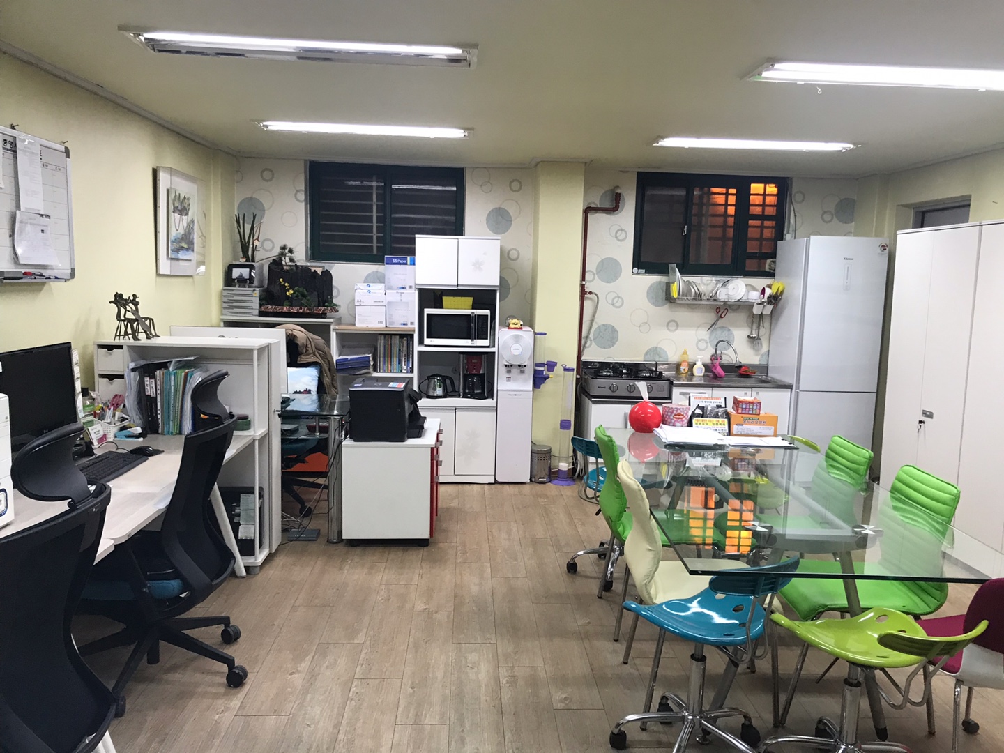 센터 이미지