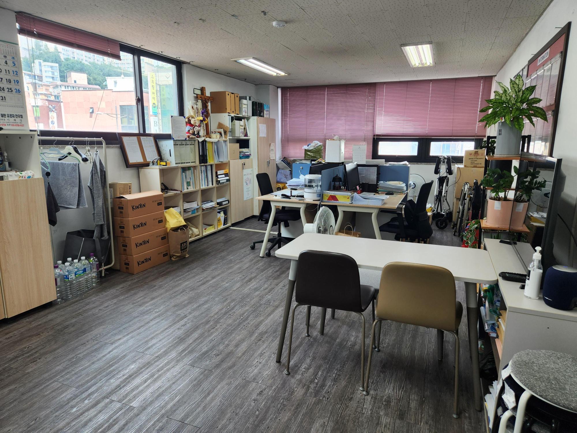 센터 이미지