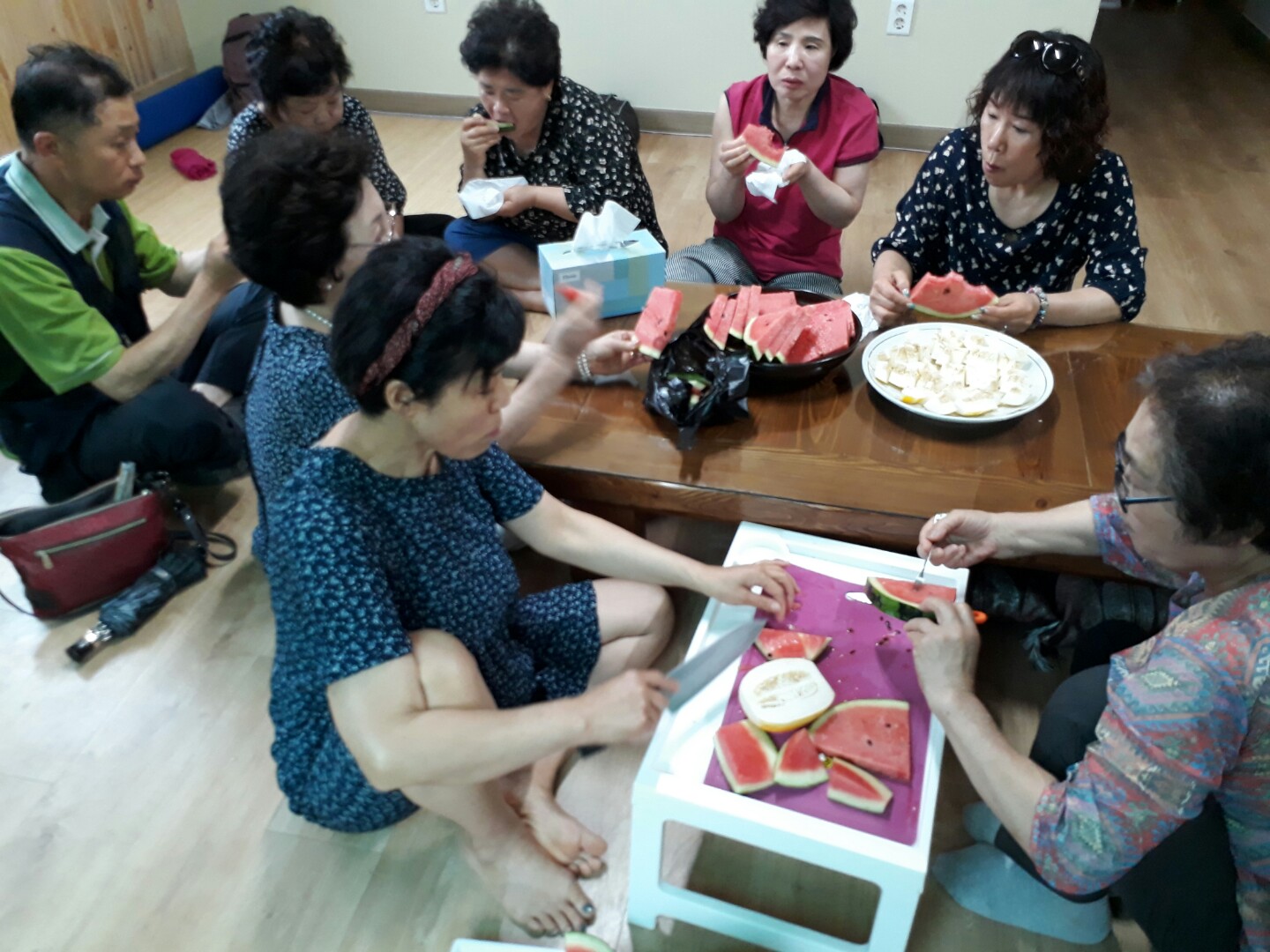 센터 이미지