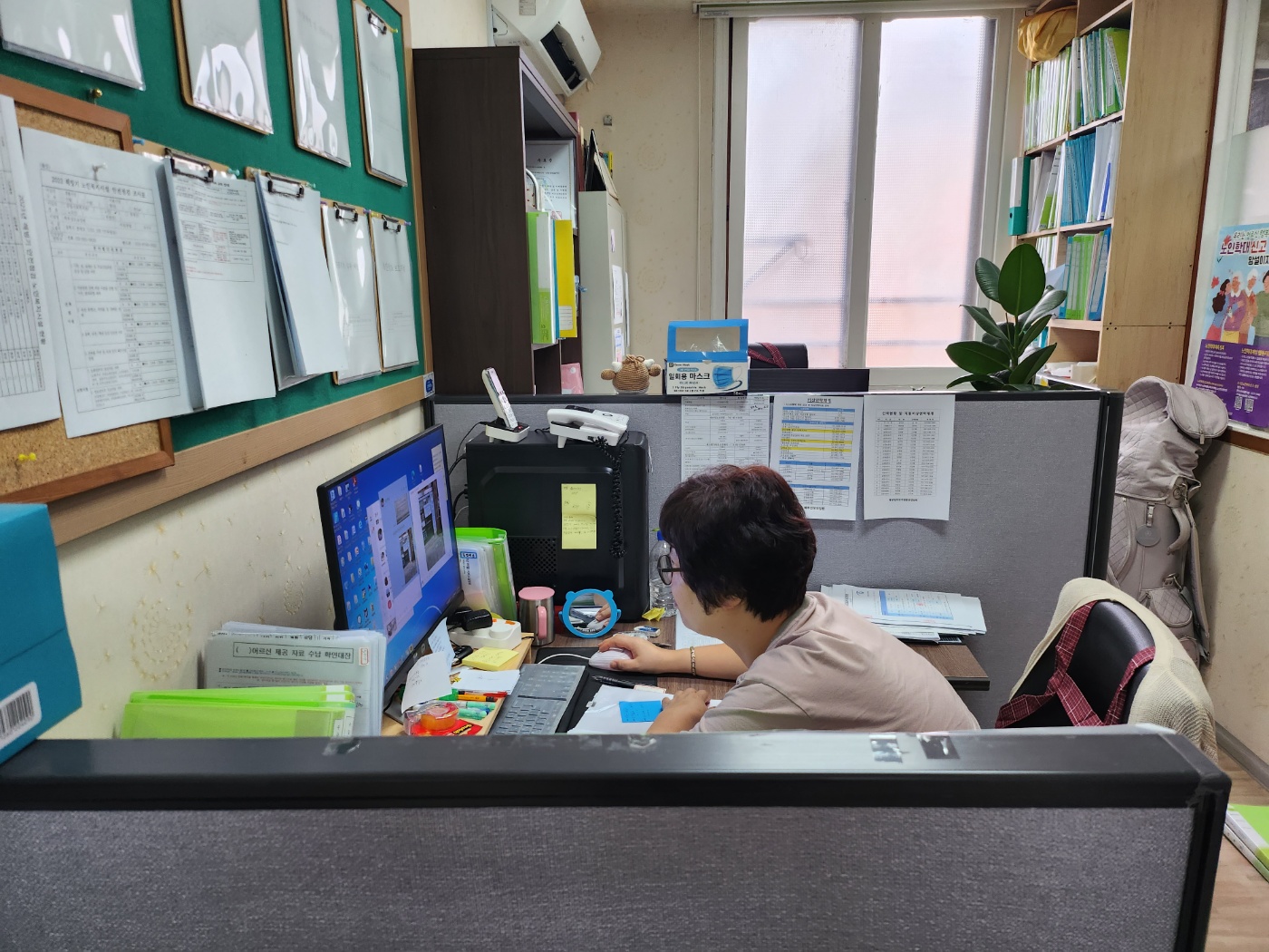 센터 이미지