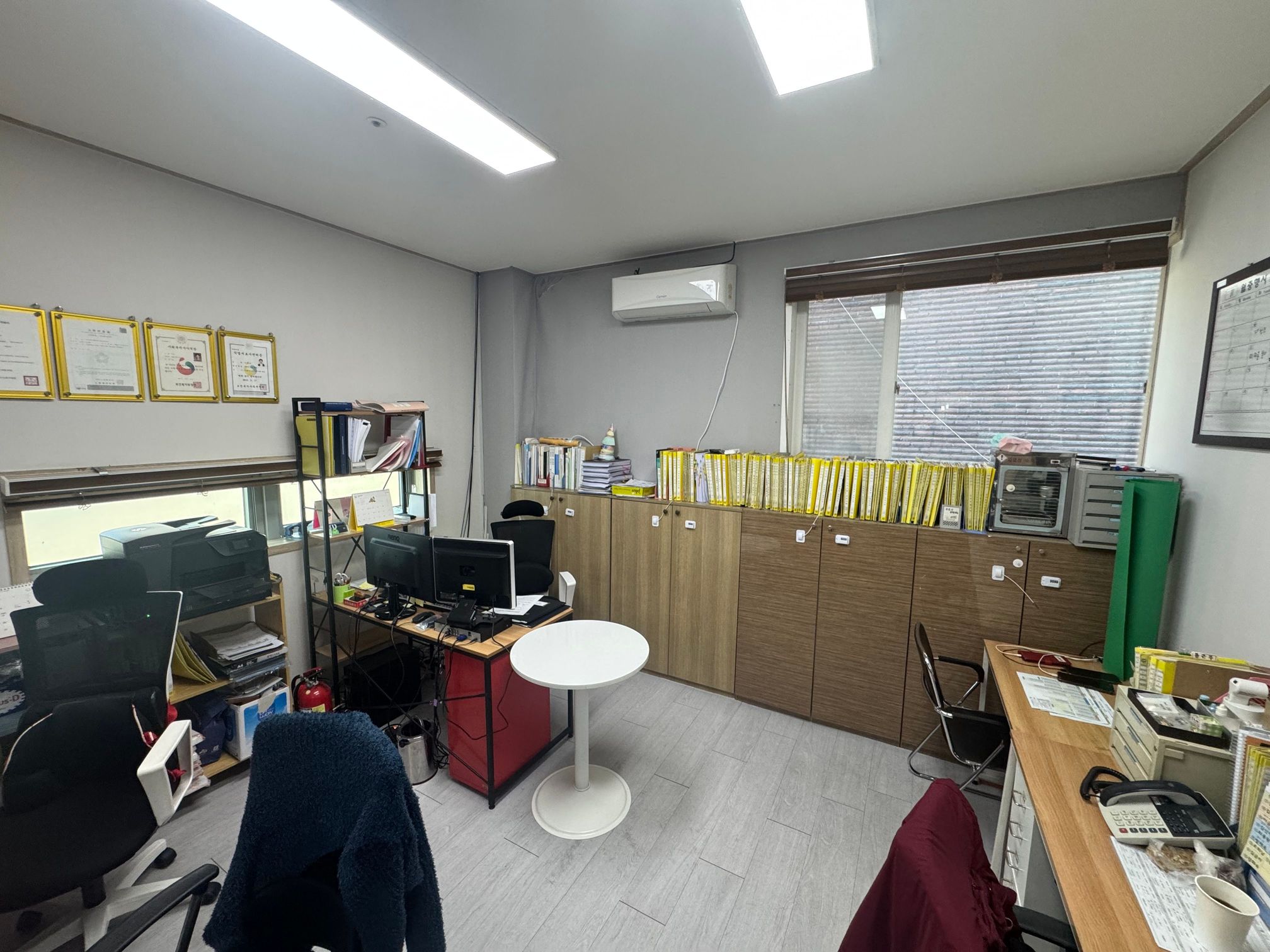 센터 이미지