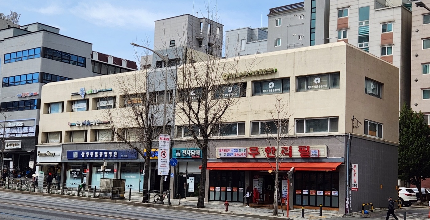 센터 이미지