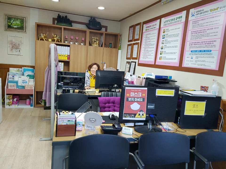 센터 이미지