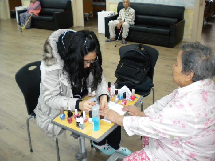 센터 이미지