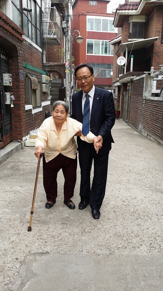 센터 이미지