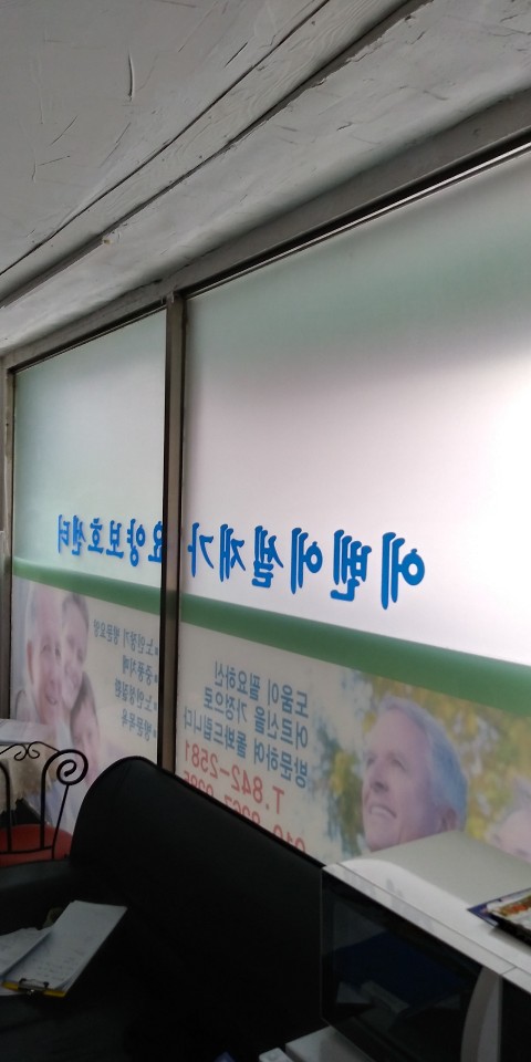 센터 이미지