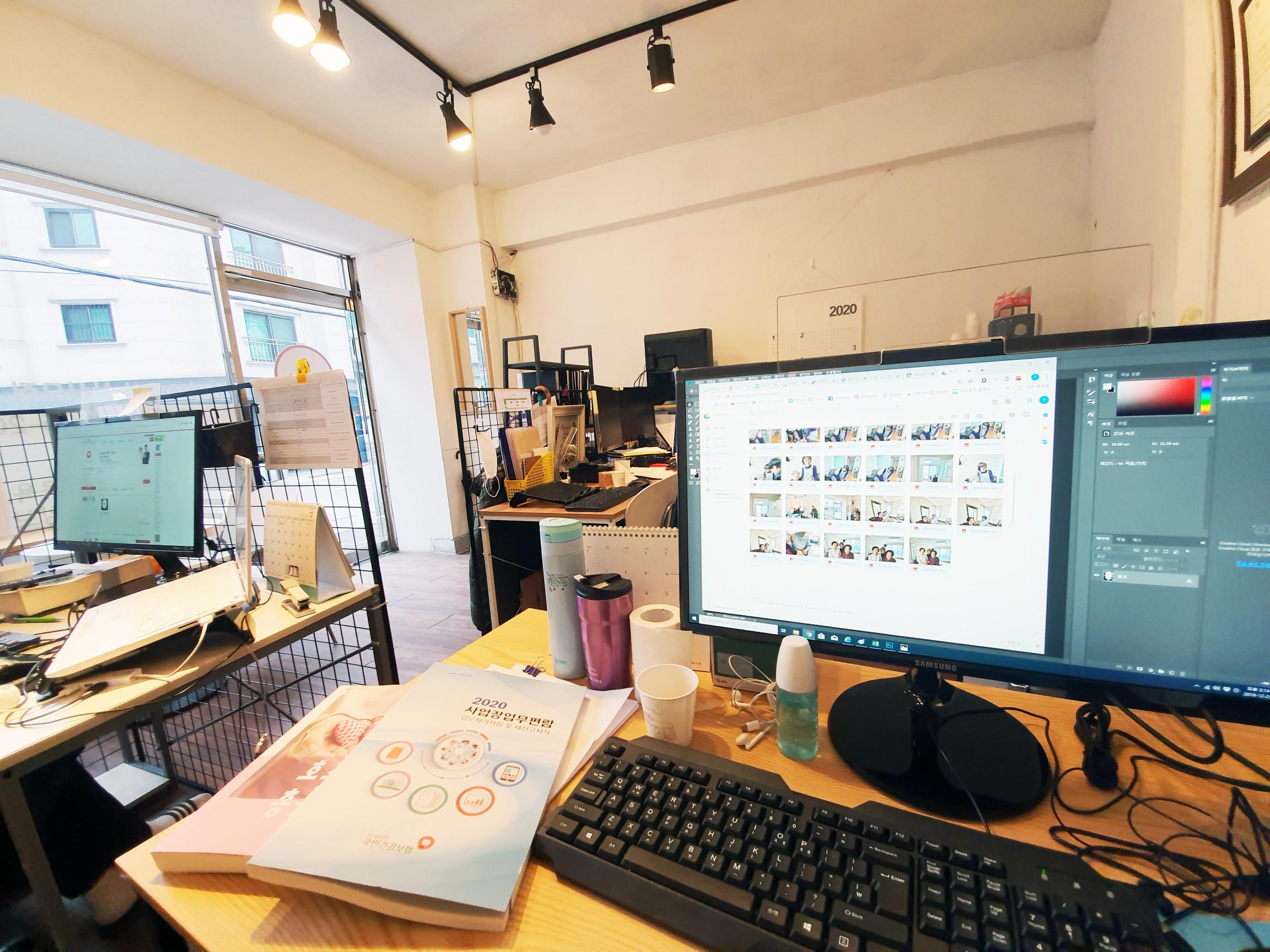 센터 이미지