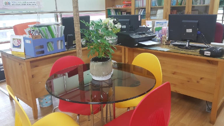 센터 이미지