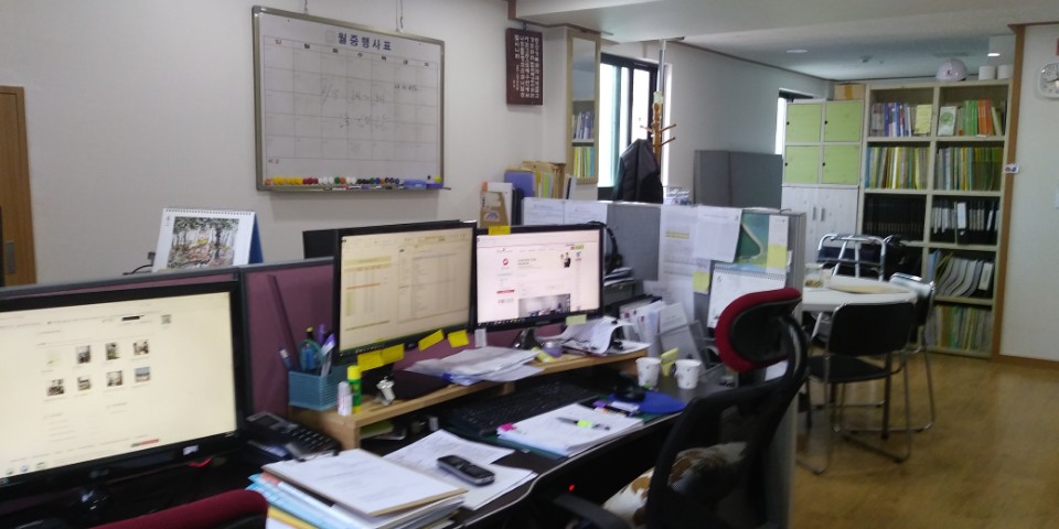센터 이미지