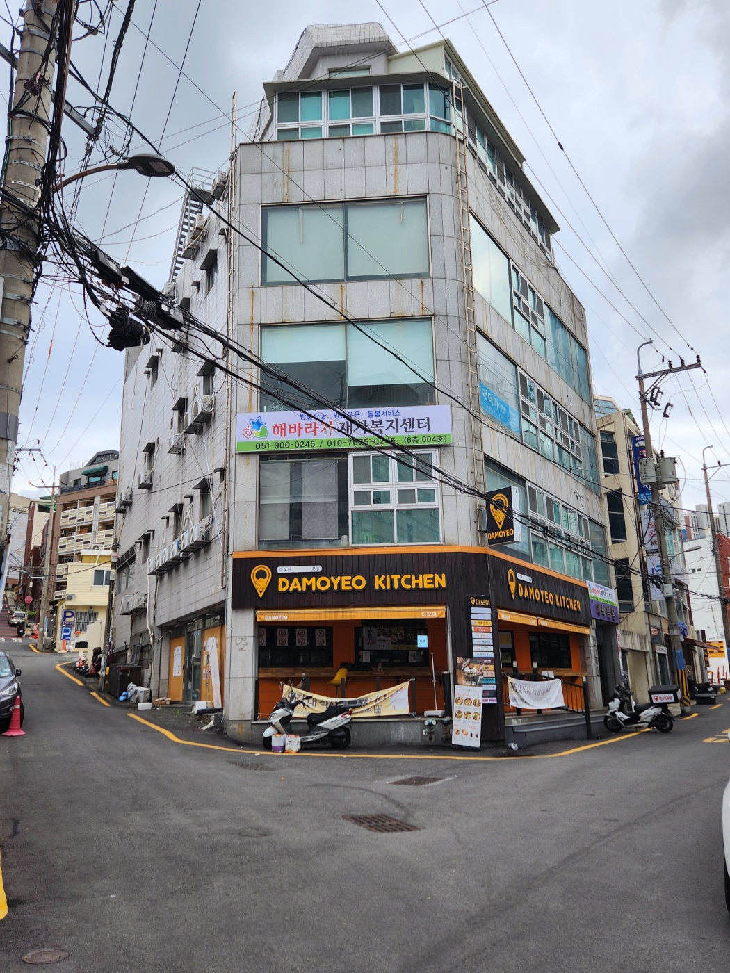 센터 이미지