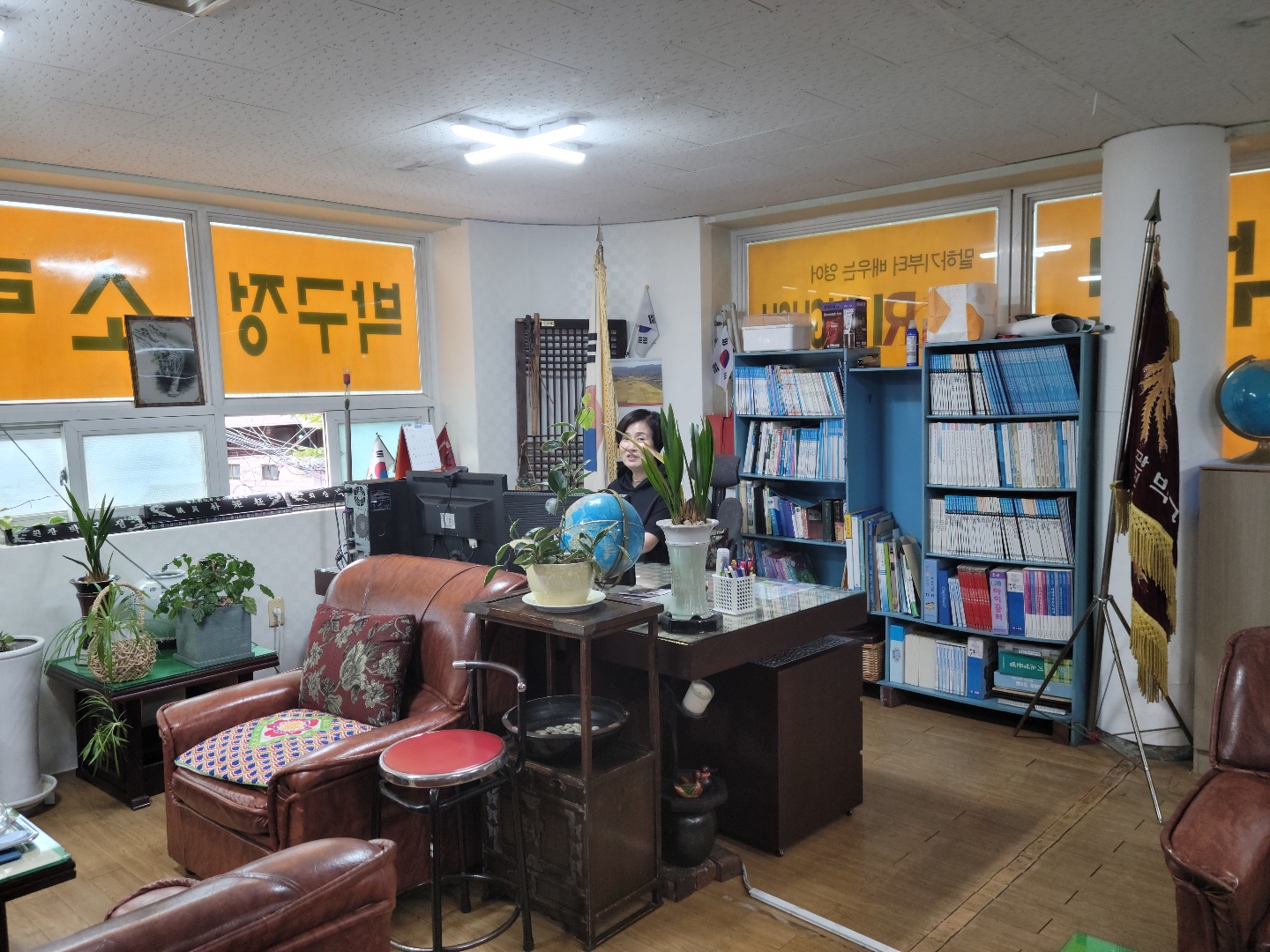 센터 이미지