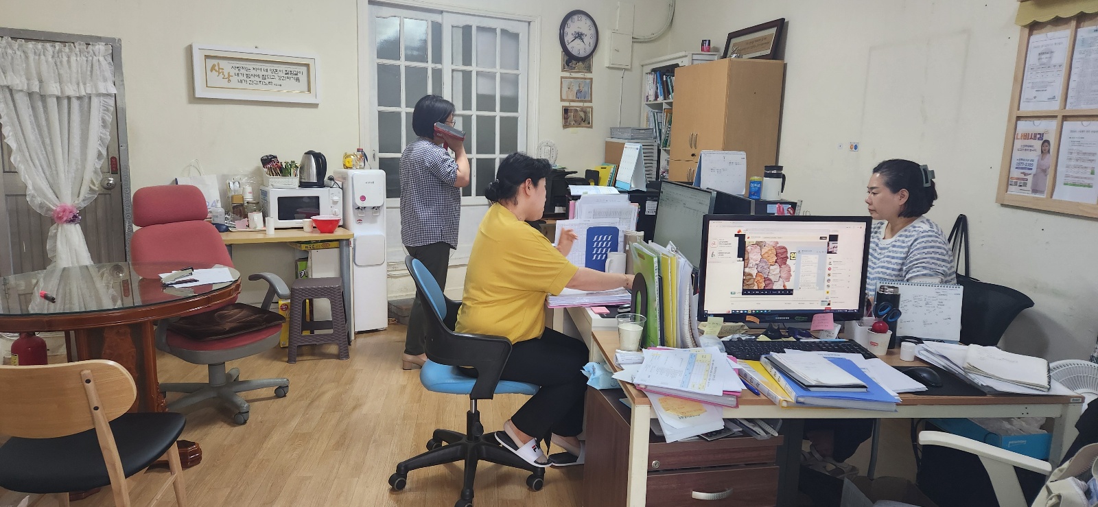 센터 이미지
