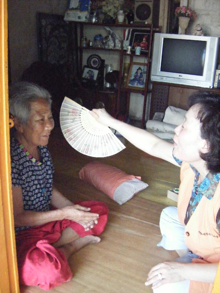 센터 이미지