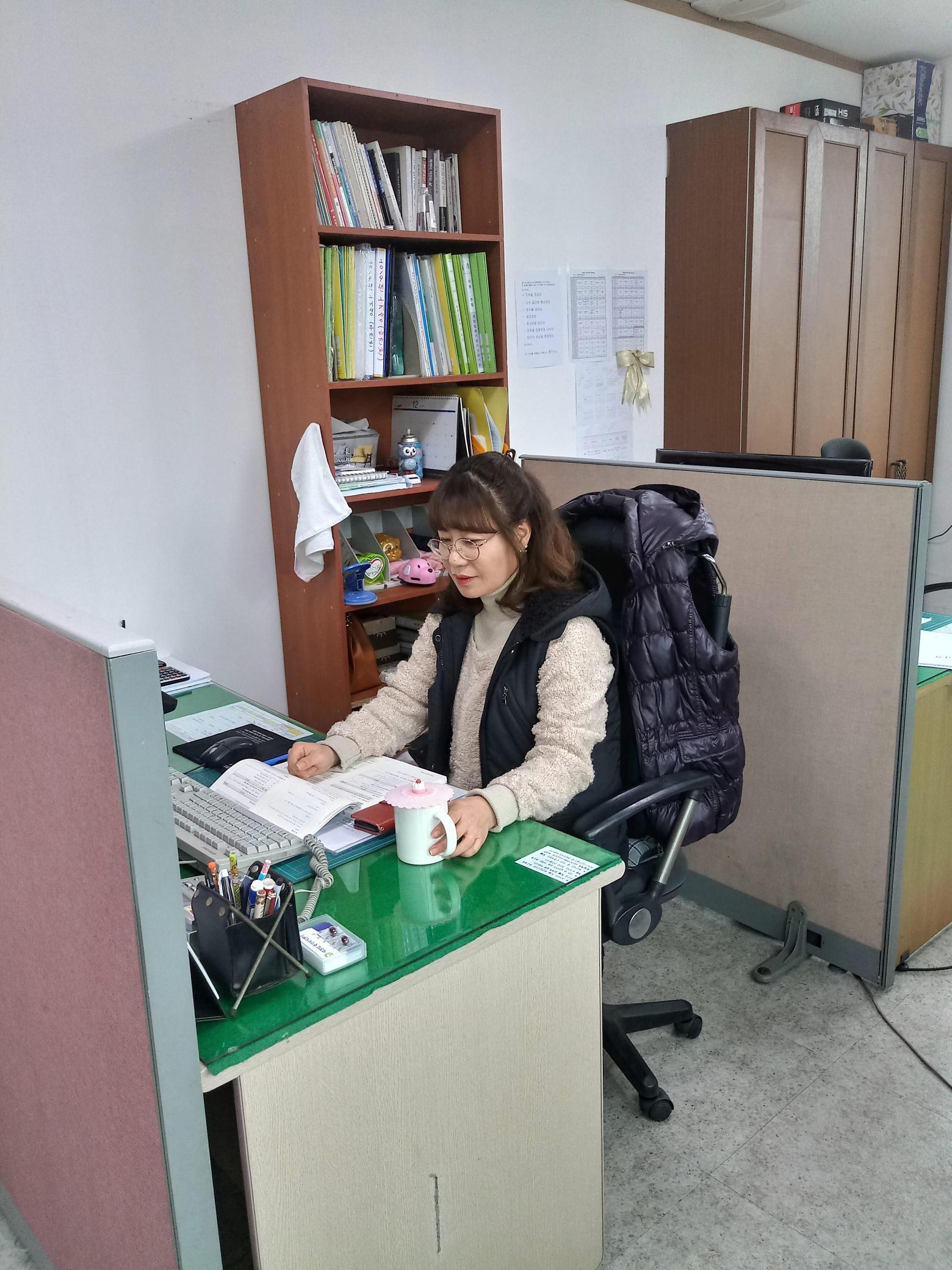 센터 이미지