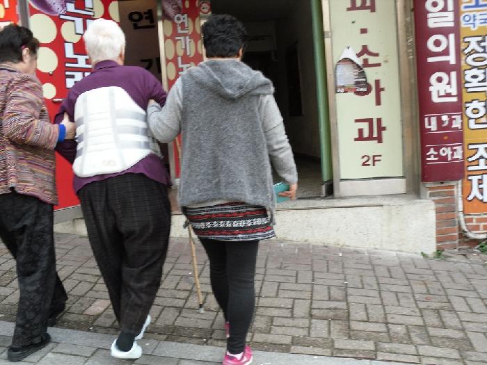 센터 이미지
