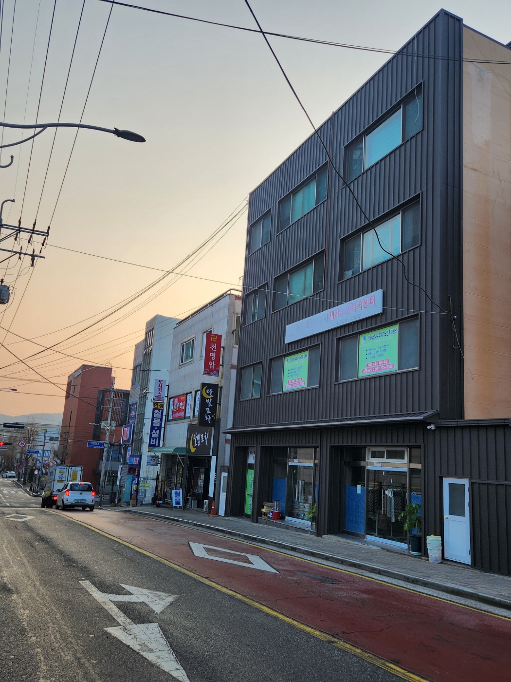 센터 이미지