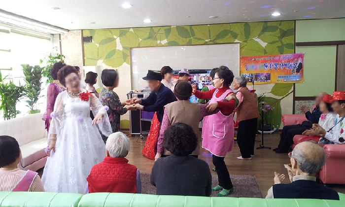 센터 이미지