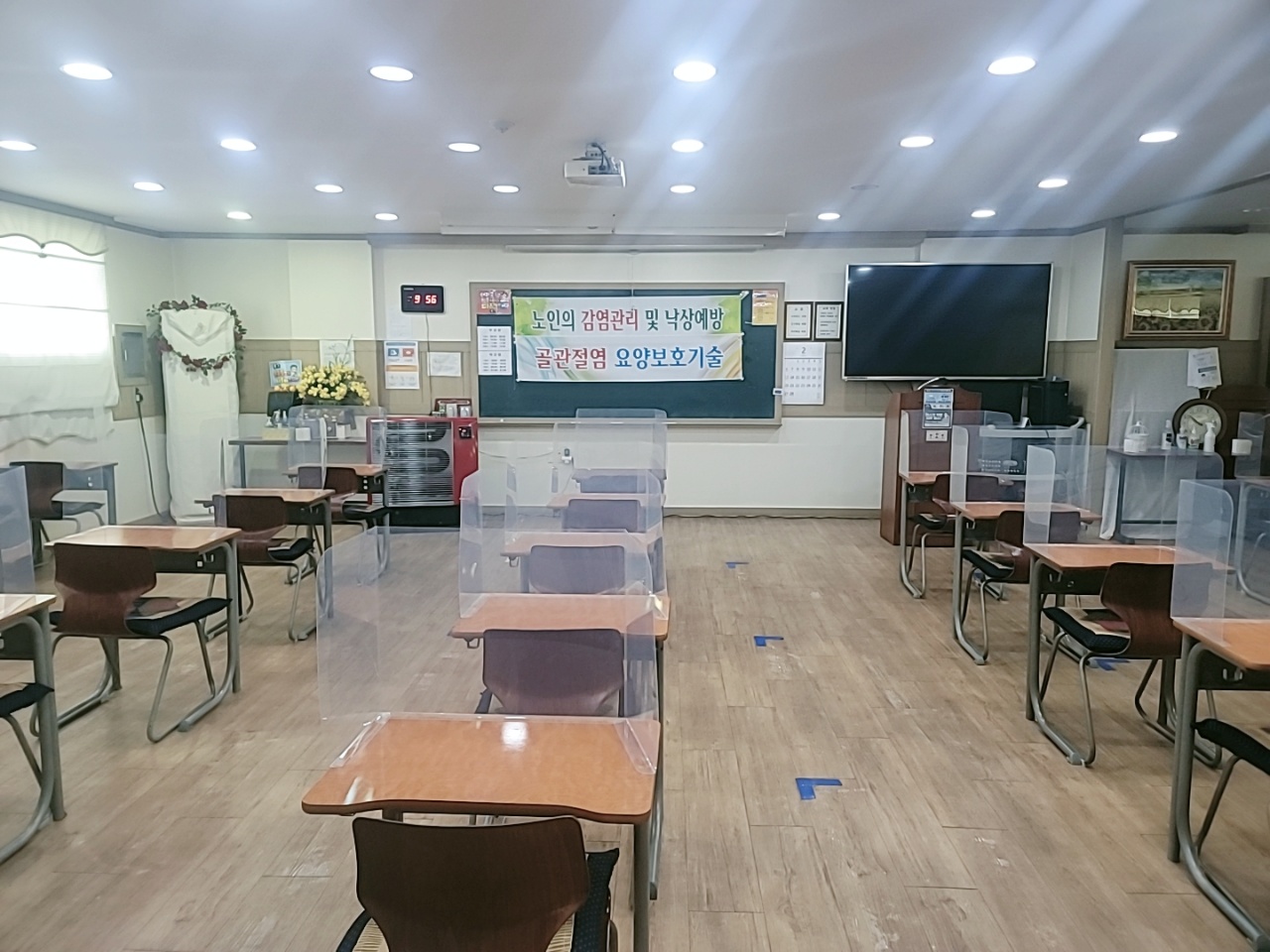 센터 이미지