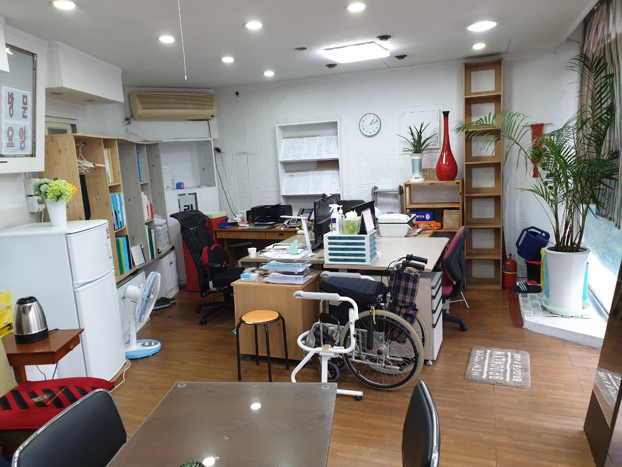 센터 이미지