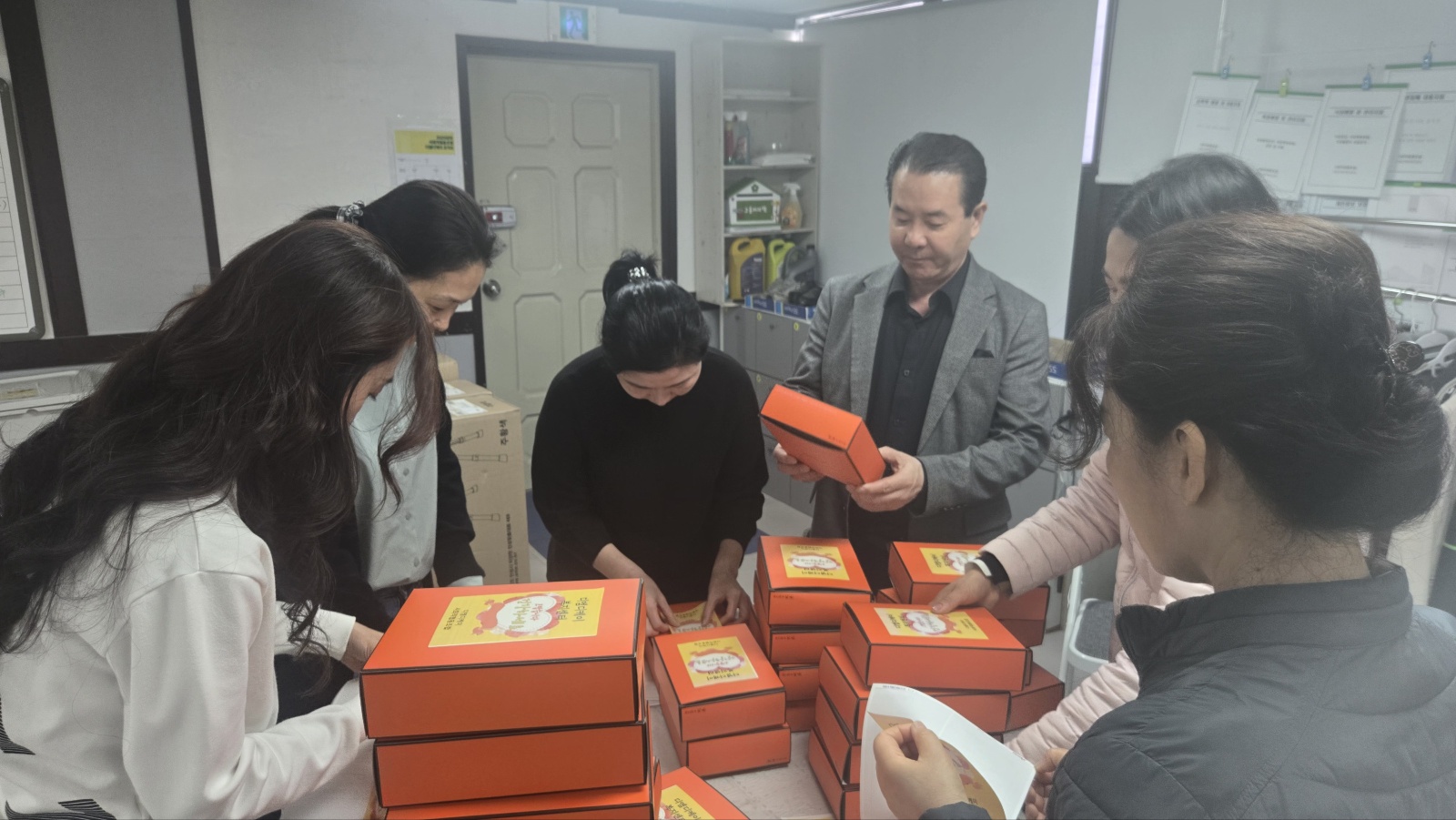 센터 이미지