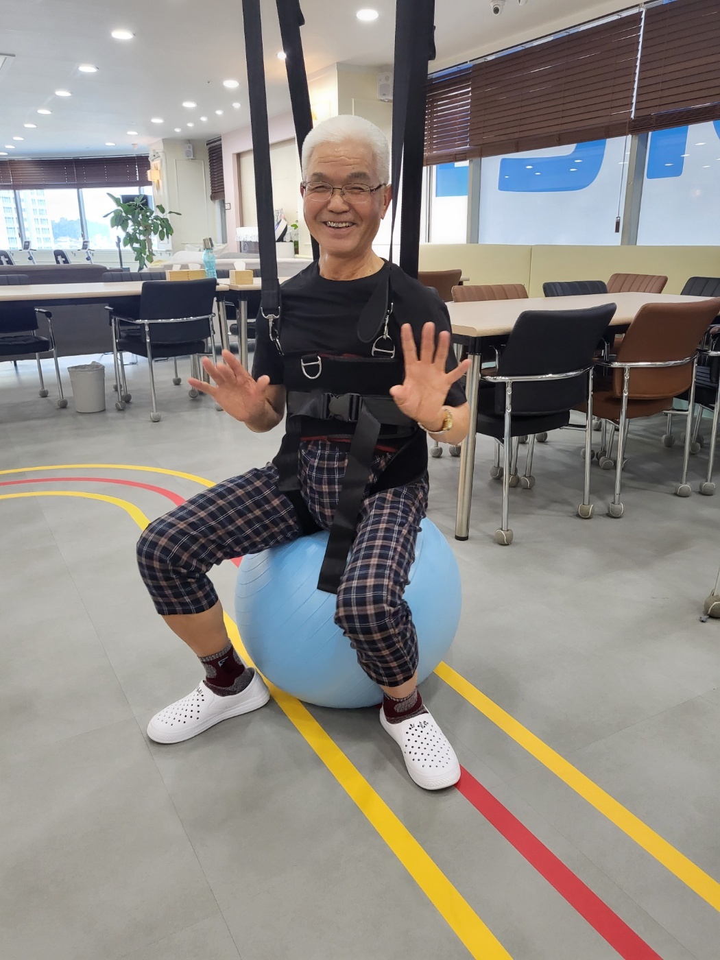 센터 이미지
