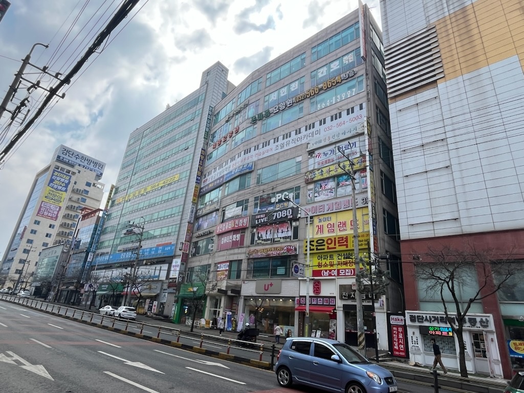 센터 이미지