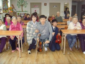 센터 이미지