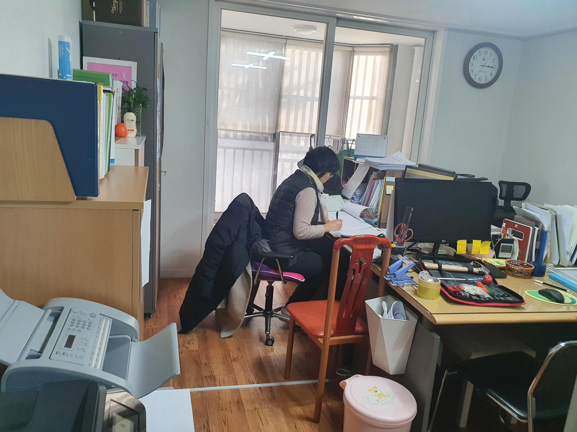 센터 이미지