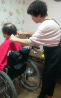 센터 이미지