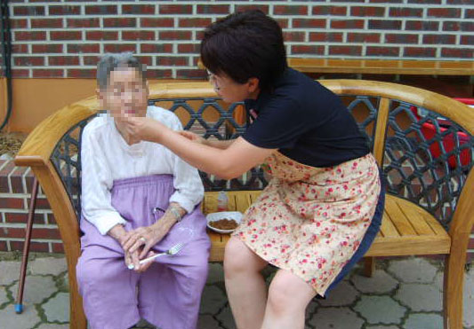 센터 이미지