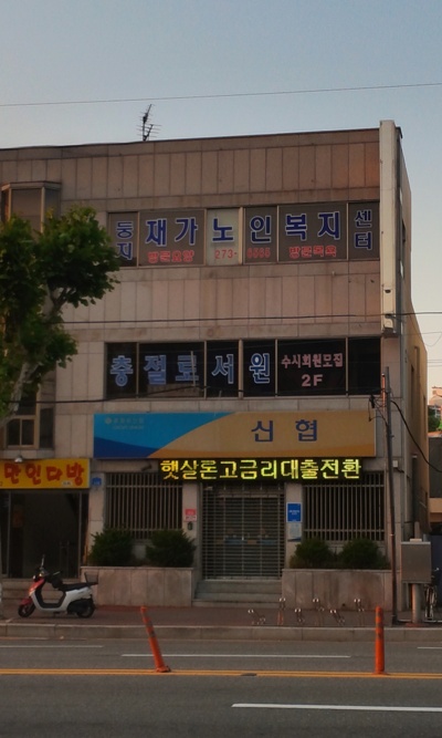 센터 이미지
