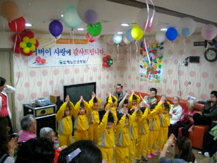 센터 이미지