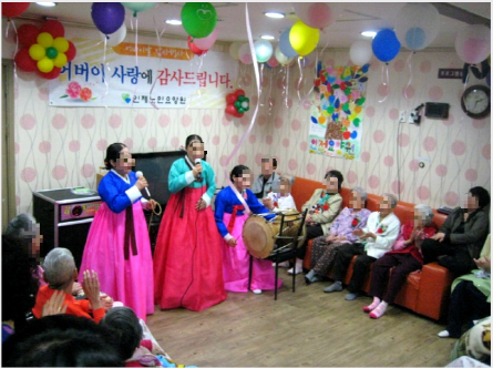 센터 이미지