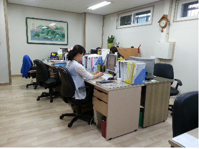 센터 이미지