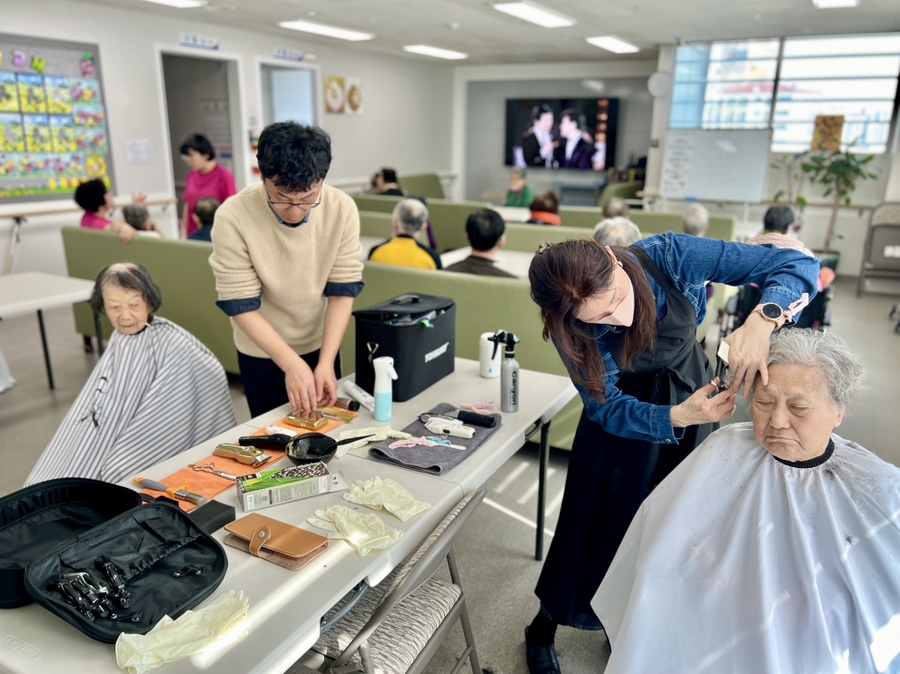 센터 이미지