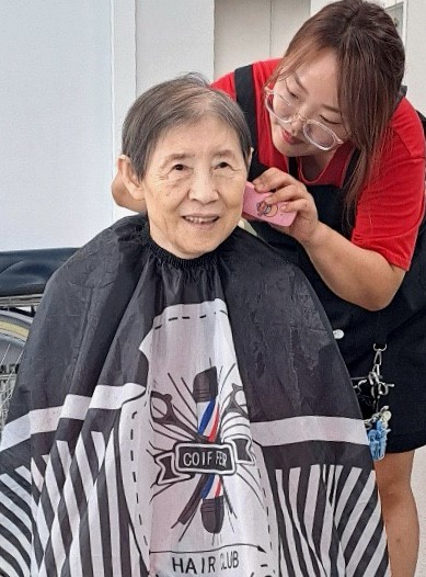 센터 이미지