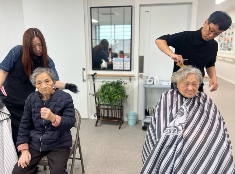 센터 이미지