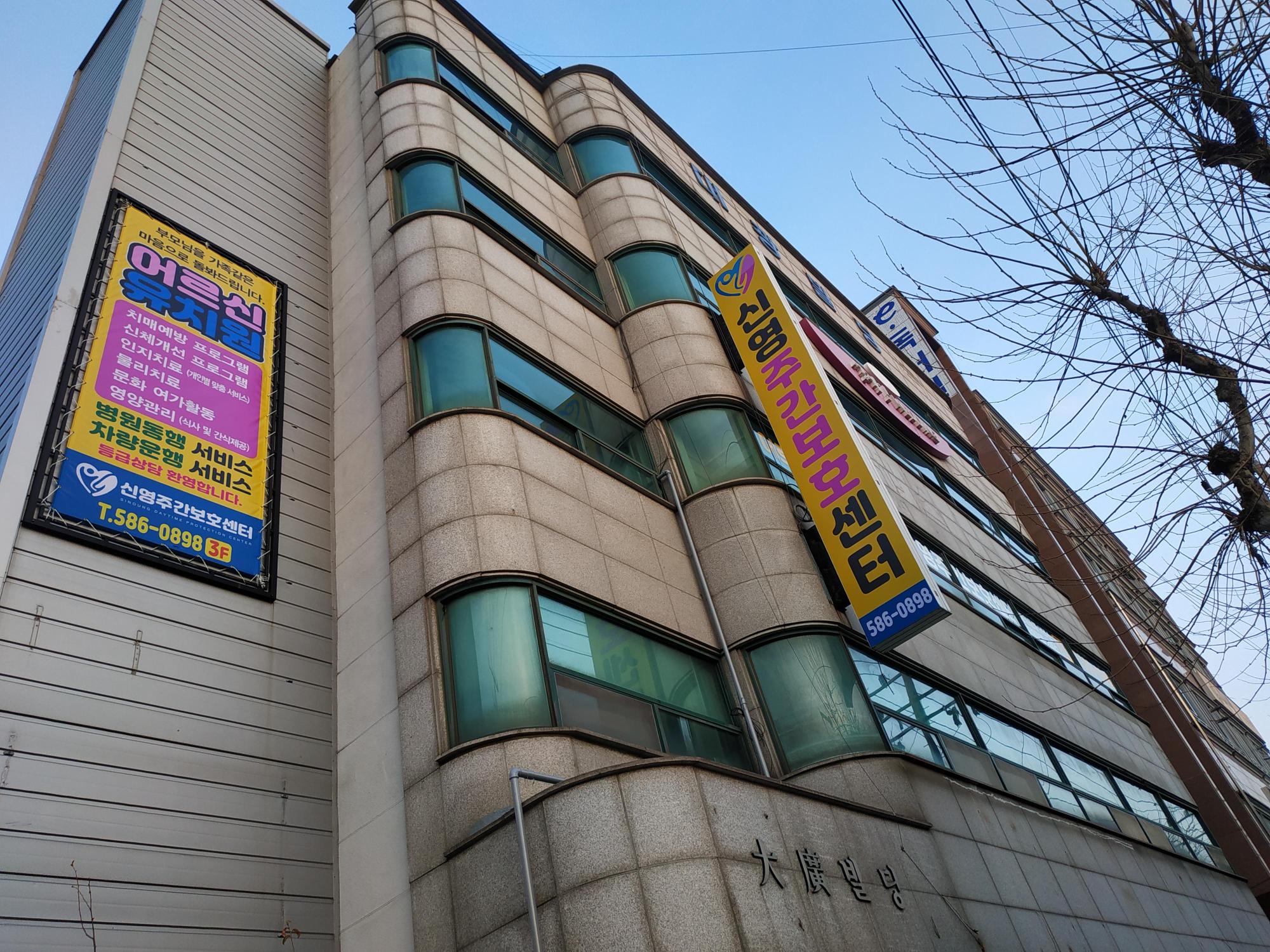 센터 이미지