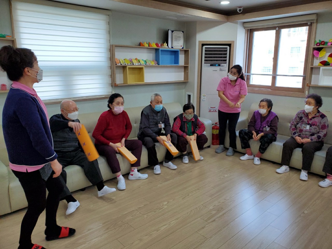 센터 이미지