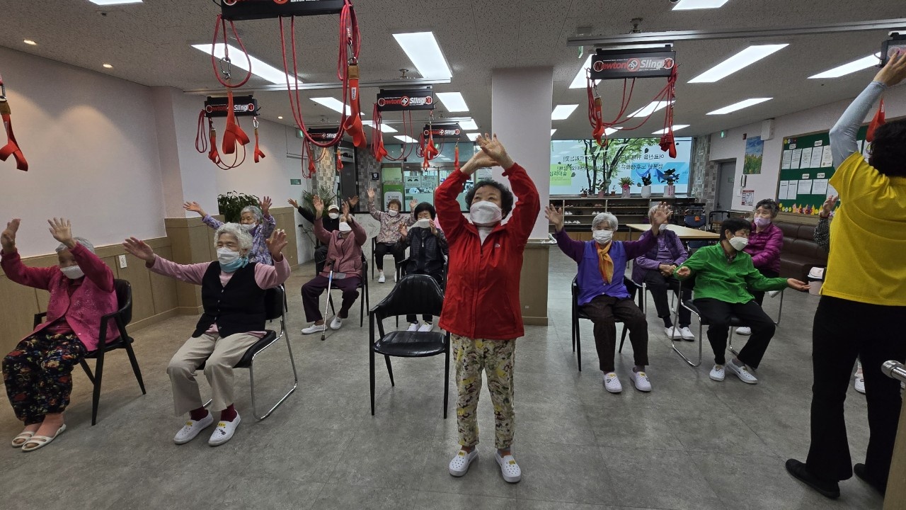 센터 이미지