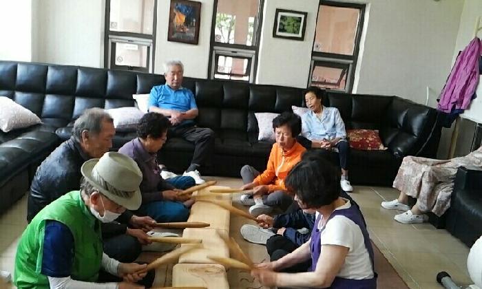 센터 이미지