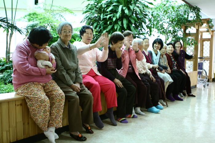 센터 이미지