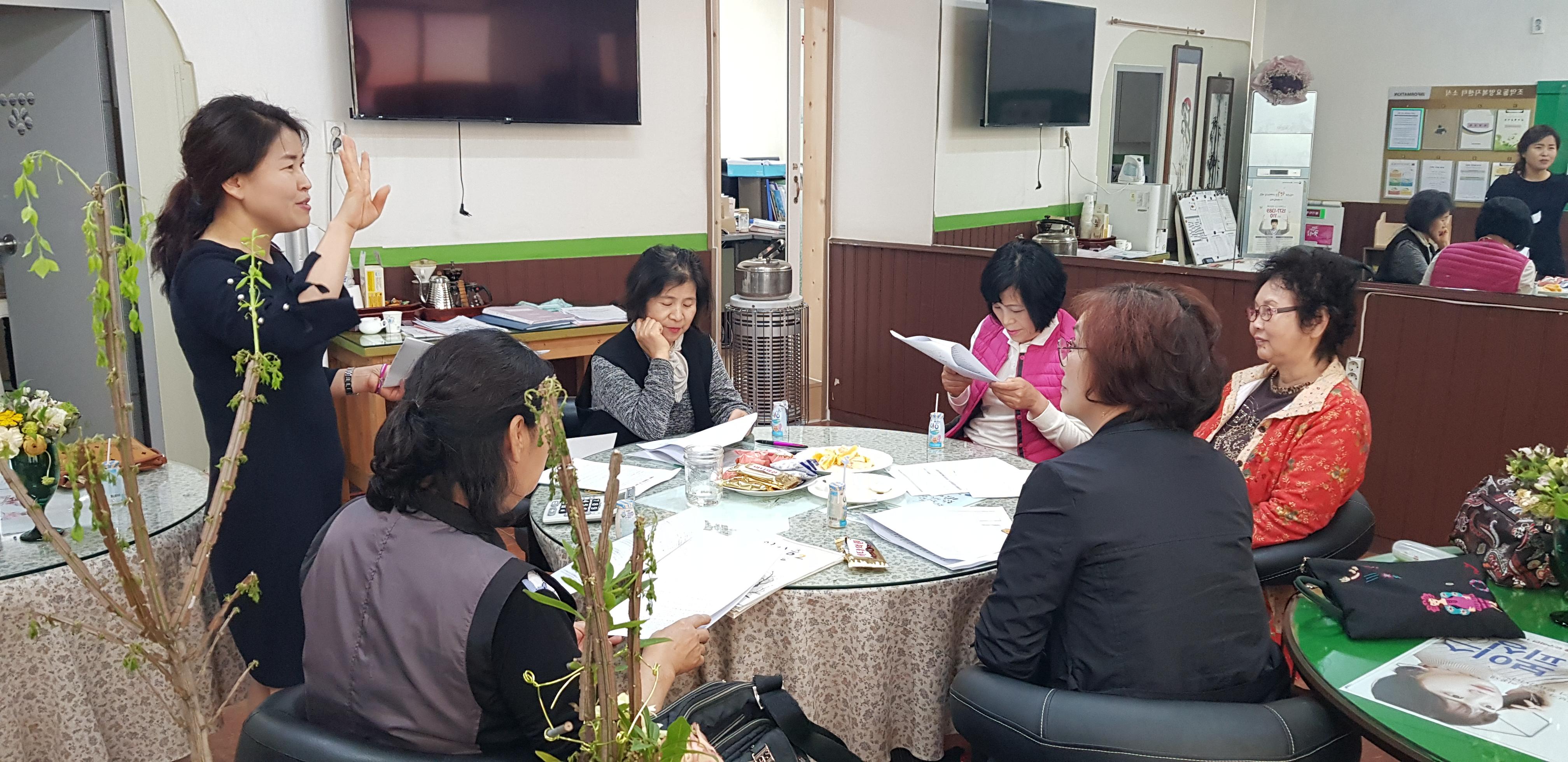 센터 이미지
