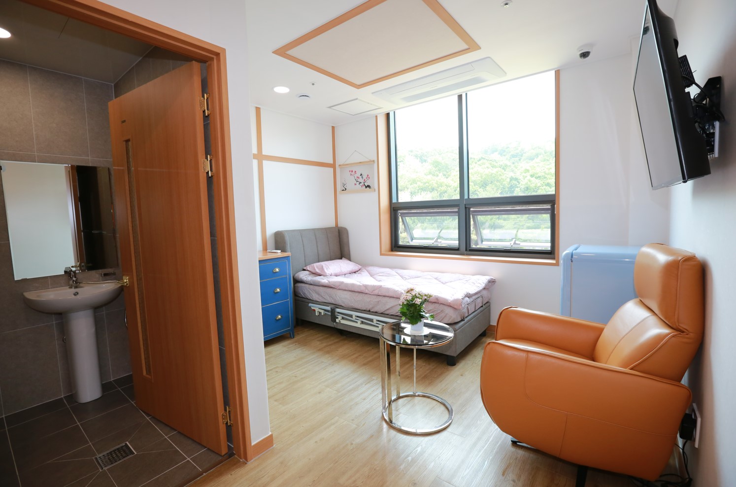 센터 이미지