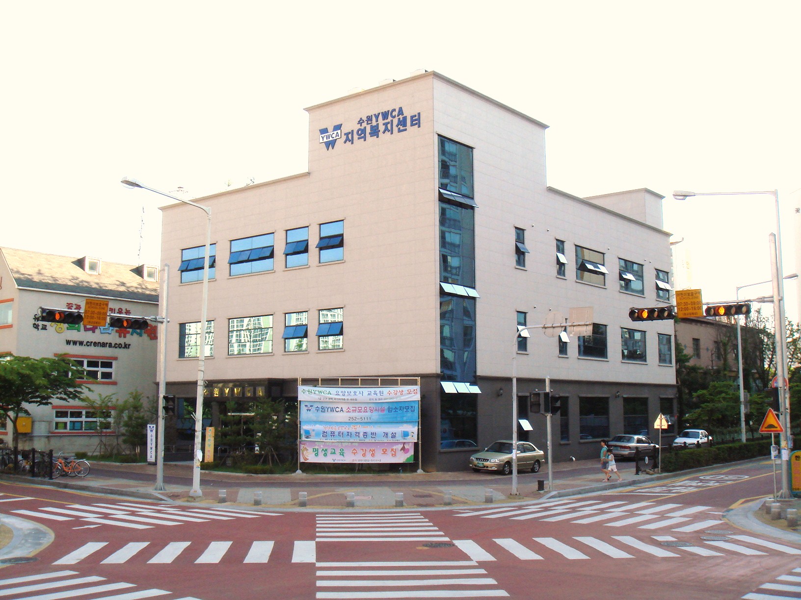 센터 이미지
