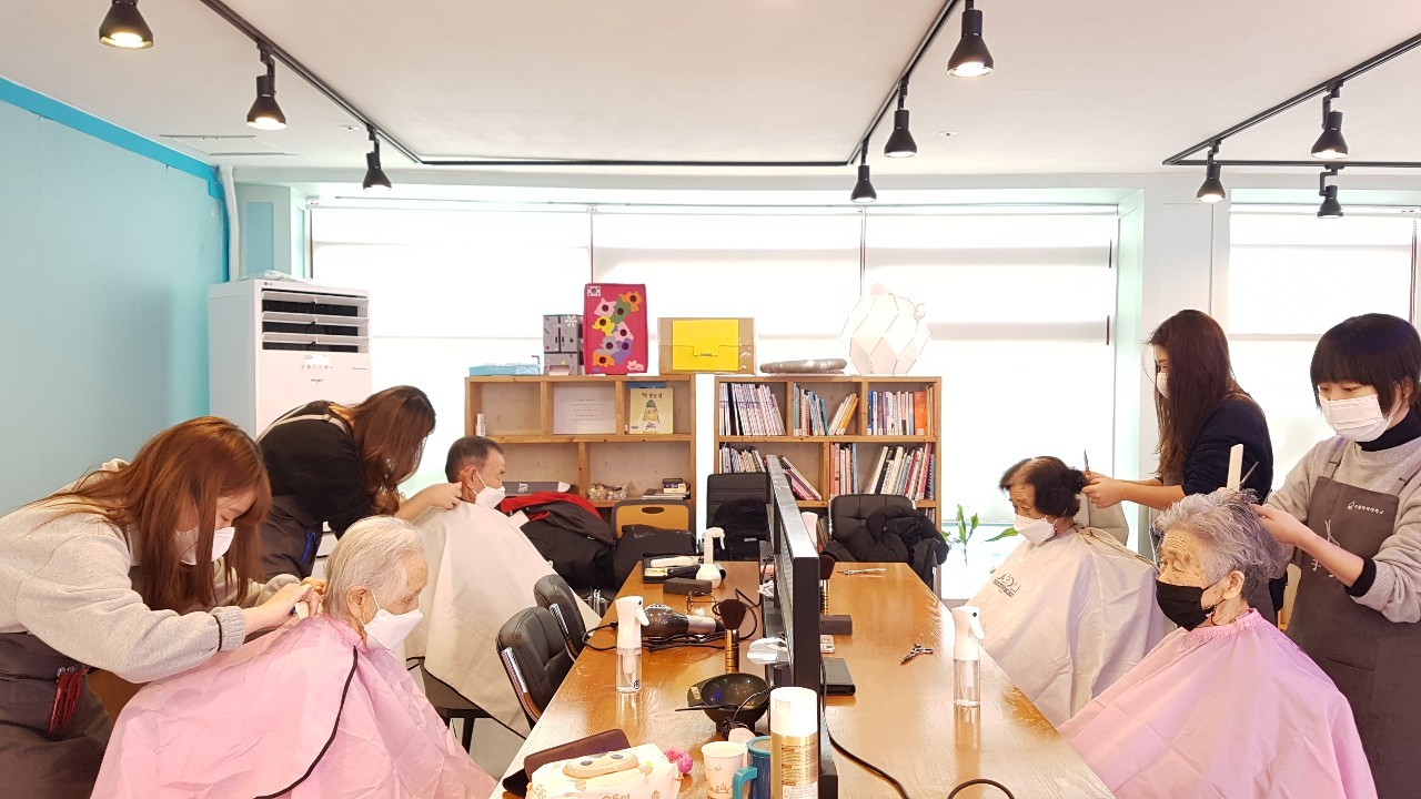 센터 이미지