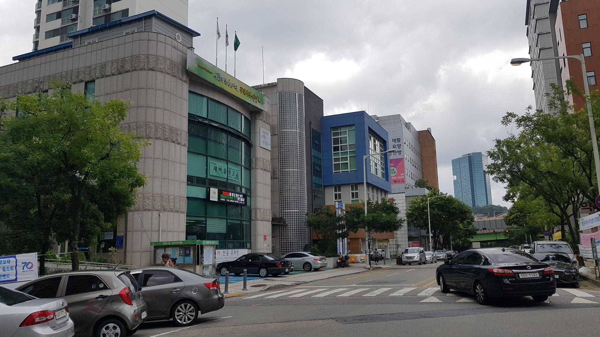센터 이미지