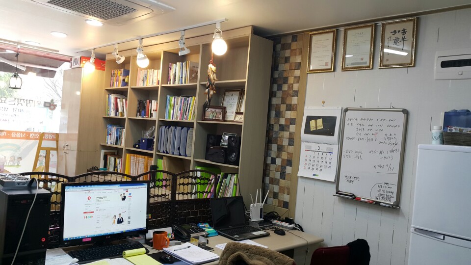 센터 이미지