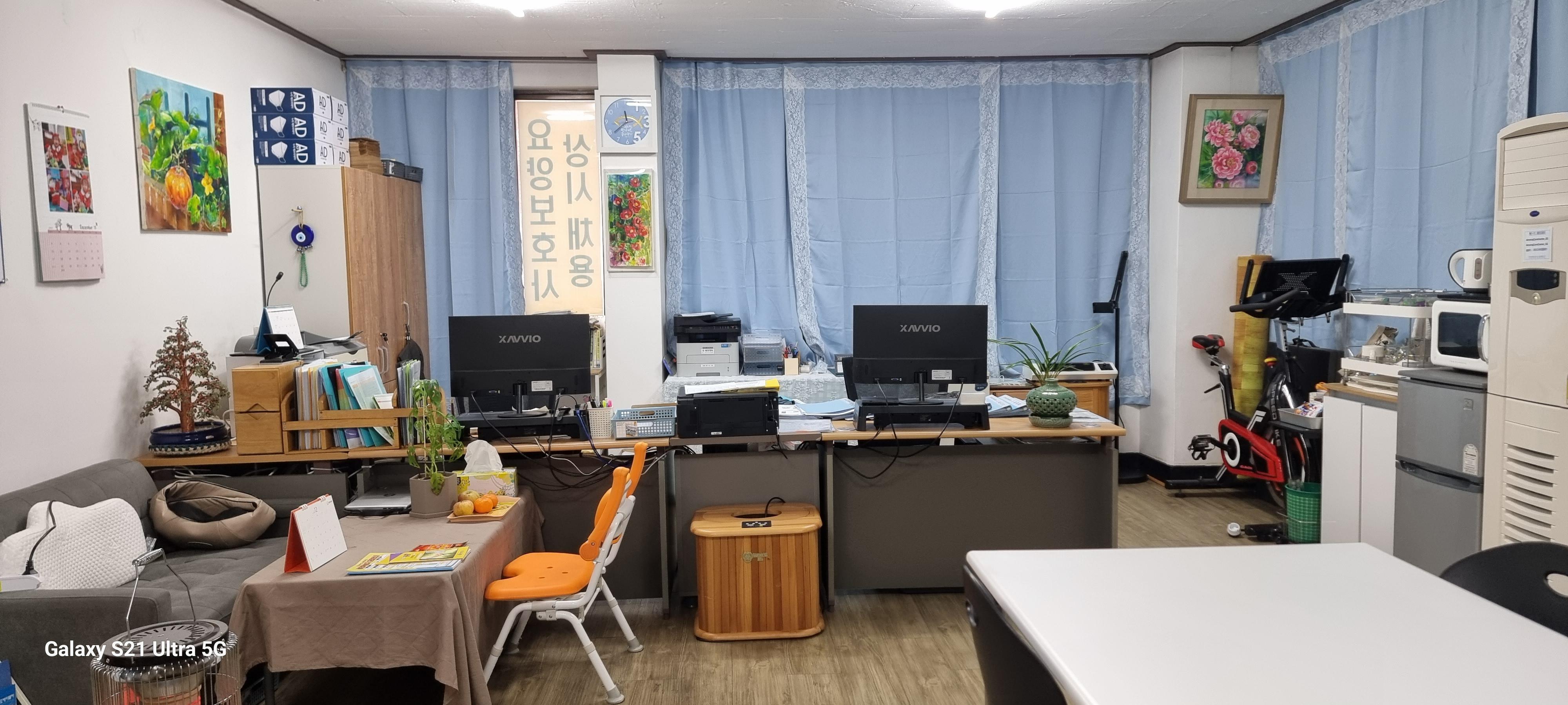 센터 이미지